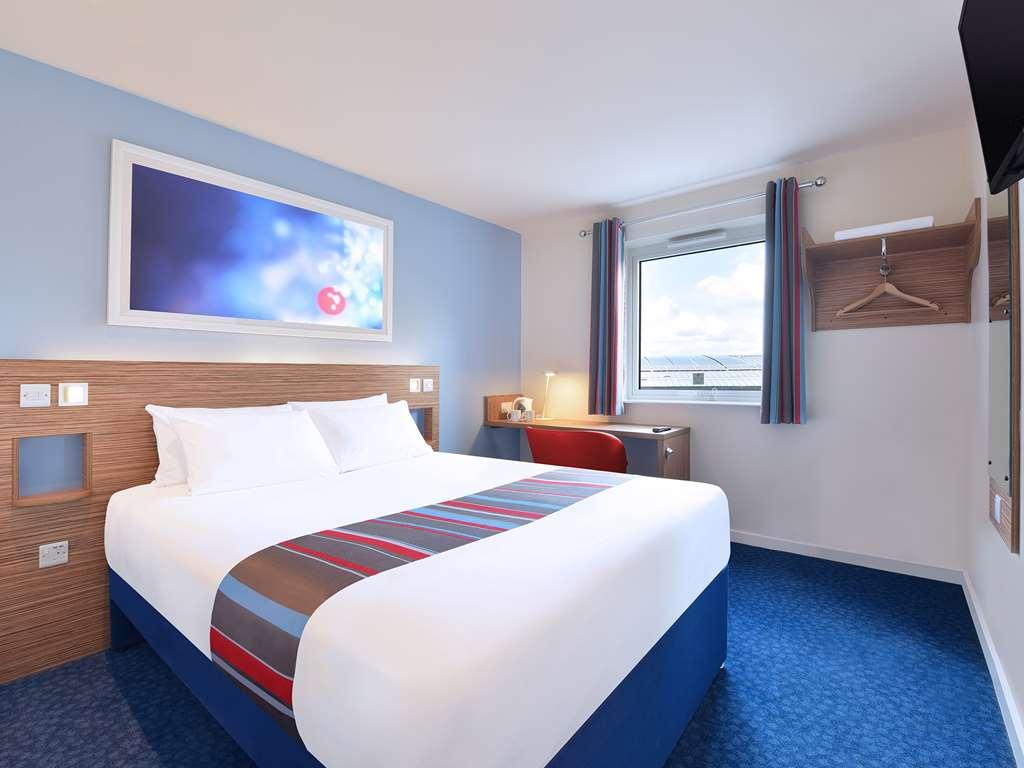Premier Inn Worthing Seafront Номер фото