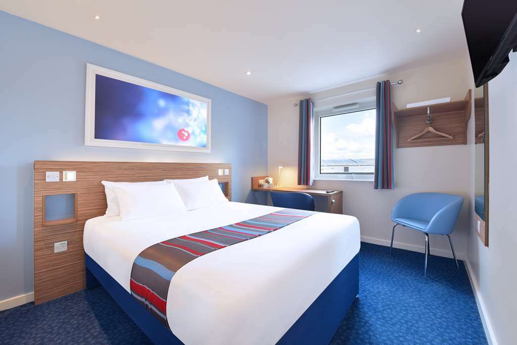 Premier Inn Worthing Seafront Номер фото